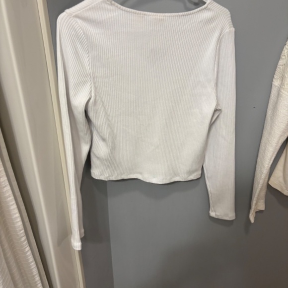Levi’s White Ribbed Cropped Button Up Top NWT L | Y2K Slim Fit - Picture 5 of 7